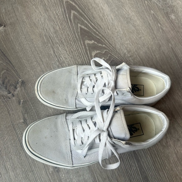 Vans - Picture 4 of 4